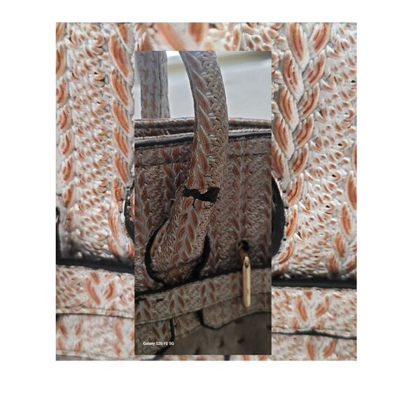 Silver Faux Ostrich Skin Pattern Leather Women’s Satchel Purse Handbag Used - Picture 6 of 16